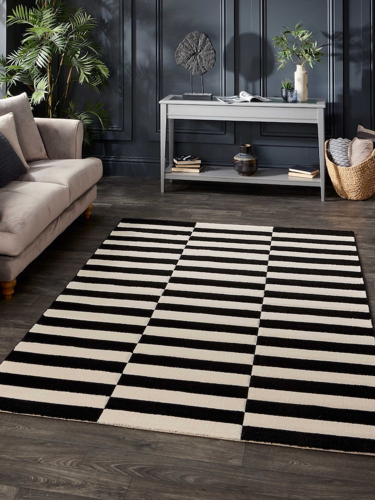 Laurence Llewelyn-Bowen Black/White Dolce Vita Woven Rug - Image 1 of 6 Laurence Llewelyn-Bowen Black/White Dolce Vita Woven Rug - Image 1 of 6
