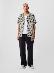 Gap Neutral/Black Textured Resort Short Sleeve Shirt - Image 3 of 4