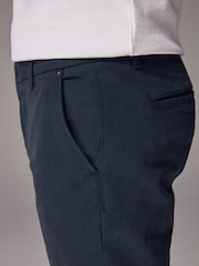 Темно-синий - Брюки-чиносы Slim Fit Motionflex - Изображение 6 из 11