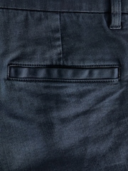 Темно-синий - Брюки-чиносы Slim Fit Motionflex - Изображение 9 из 11