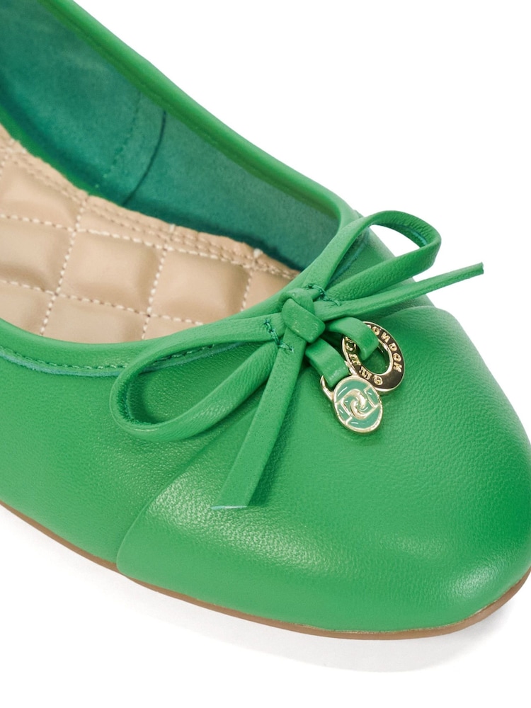 Grün - Dune London – Hallo – Ballerinas mit Anhängern und Besatz aus Leder - Bild 7 von 7 Grün - Dune London – Hallo – Ballerinas mit Anhängern und Besatz aus Leder - Bild 7 von 7