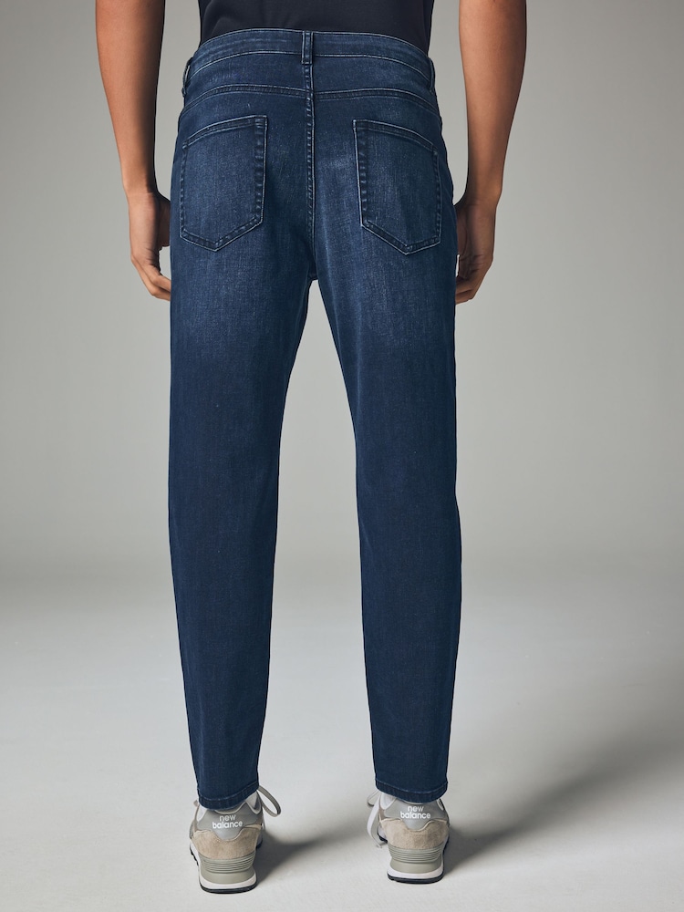 Bardzo ciemny niebieski - Regular Tapered Fit Classic Stretch Jeans - Image 2 of 11