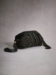 Schwarz - Tabitha Simmons Marija Leder-Clutch mit Quasten - Bild 1 von 9