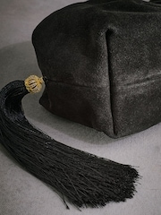 Schwarz - Tabitha Simmons Marija Leder-Clutch mit Quasten - Bild 8 von 9