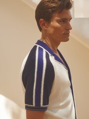 Reiss White/Blue Vevo Reiss | Ché Towelling Cuban Collar Shirt - Image 4 of 7