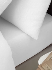 Catherine Lansfield White 100% Cotton Fitted Sheet - Image 1 of 3