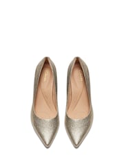 Clarks Gold Standard Fit (F) Violet55 Rae Wide Fit Shoes - Image 6 of 7