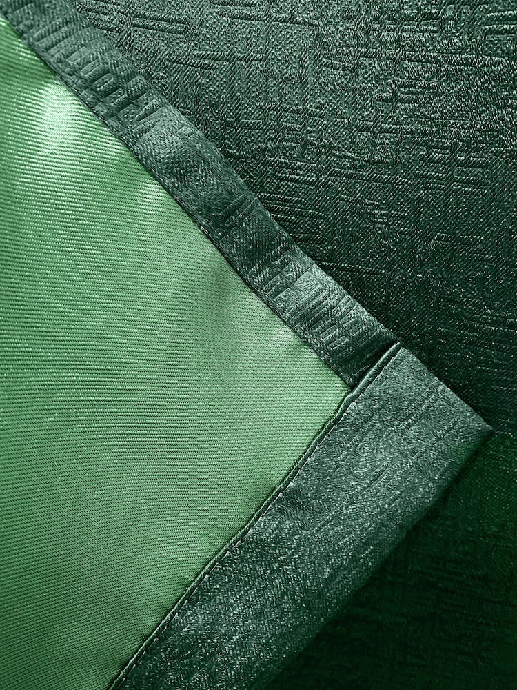Enhanced Living Green Vogue Ready Made Thermal Blackout Eyelet Curtains - Image 4 of 4