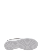 Młodzieżowe buty sportowe Nike Air Force 1 Lv8 - Image 9 of 9