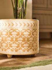 Nina Campbell Ochre Lotus Plant Pot - Image 2 of 5