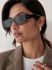 Ray Ban Teru Rb4425 Rectangle Black Sunglasses - Image 1 of 8