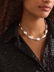 Silver Tone Teardrop Necklace - Image 3 of 5