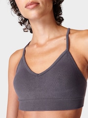 Urban Grey - Sweaty Betty Mindful Flex Nahtloser Yoga-BH - Bild 6 von 7