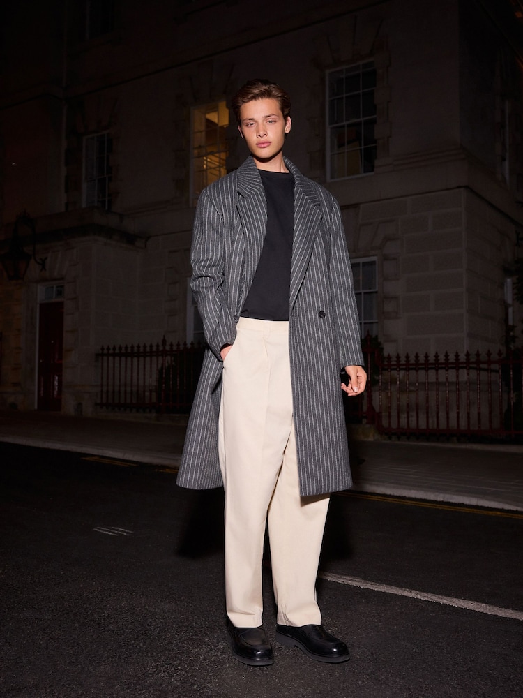 Grau - EDIT Herringbone Stripe Epsom Overcoat with Wool - Bild 1 von 10 Grau - EDIT Herringbone Stripe Epsom Overcoat with Wool - Bild 1 von 10
