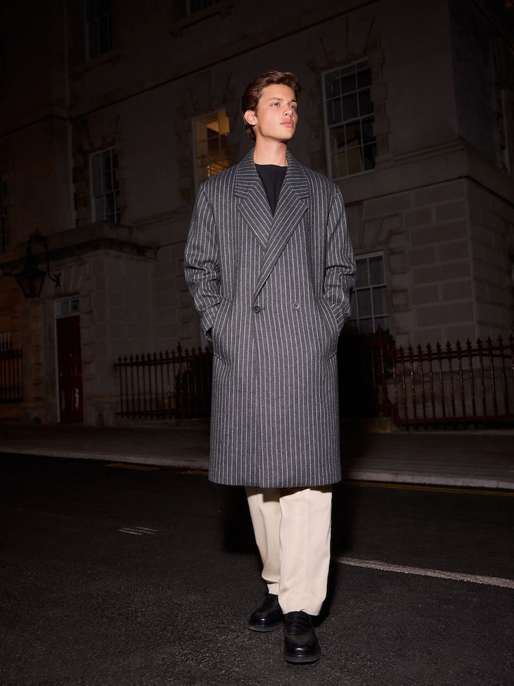 Grau - EDIT Herringbone Stripe Epsom Overcoat with Wool - Bild 2 von 10 Grau - EDIT Herringbone Stripe Epsom Overcoat with Wool - Bild 2 von 10