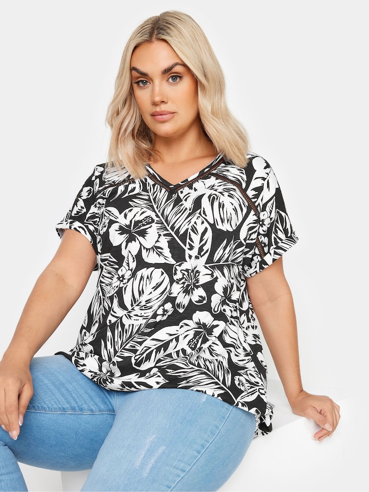 Yours Curve Black Tropical Print Bubble Hem Top - Image 1 of 5