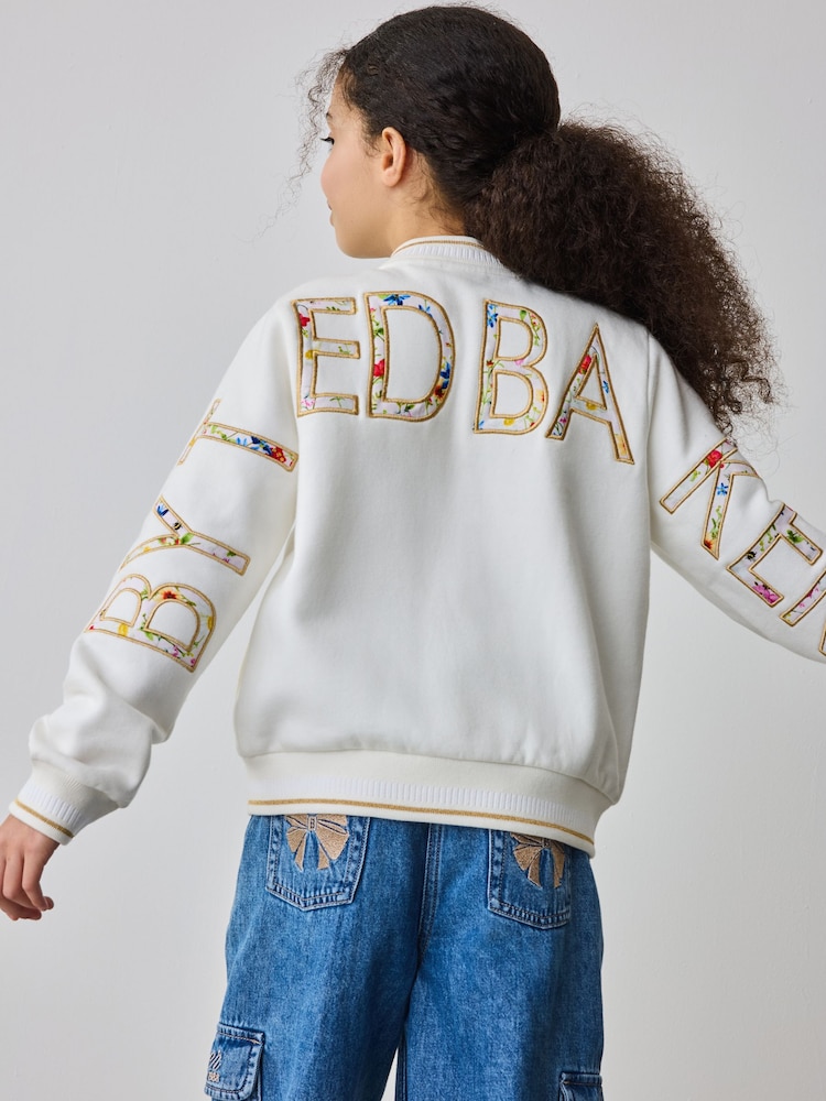 كريمي ـ سترة مُزيَّنة بطبعة Varsity من Baker By Ted Baker - صورة 2 من 11