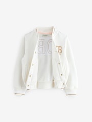 كريمي ـ سترة مُزيَّنة بطبعة Varsity من Baker By Ted Baker - صورة 8 من 11