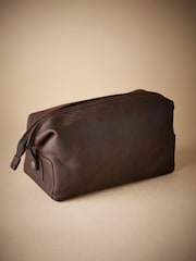 Brown Textured Oily Leather Washbag - Image 2 of 7