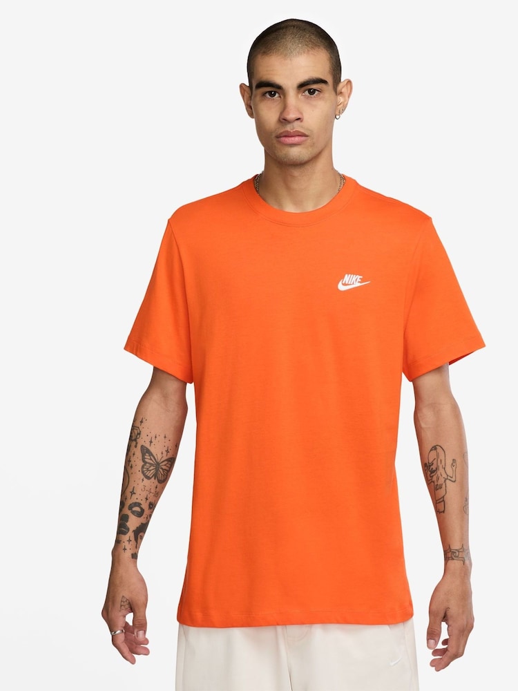 Veiligheidsoranje - Nike Club T-shirt - Image 1 of 3