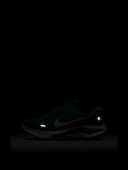 Groen/roze - Nike Journey Run Road hardloopsneakers - Image 12 of 13
