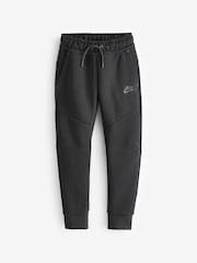 Czarny - Polarowe joggersy Nike Tech Fleece - Image 9 of 9