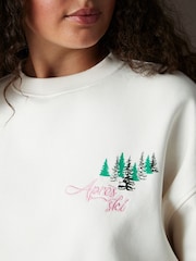 Ecru White Christmas Vintage Look Ski Slope Crew Neck Apres Ski Sweatshirt - Image 4 of 7