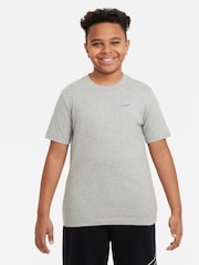 Majica s kratkimi rokavi in grafiko na hrbtu Nike Sportswear - Slika 1 iz 3
