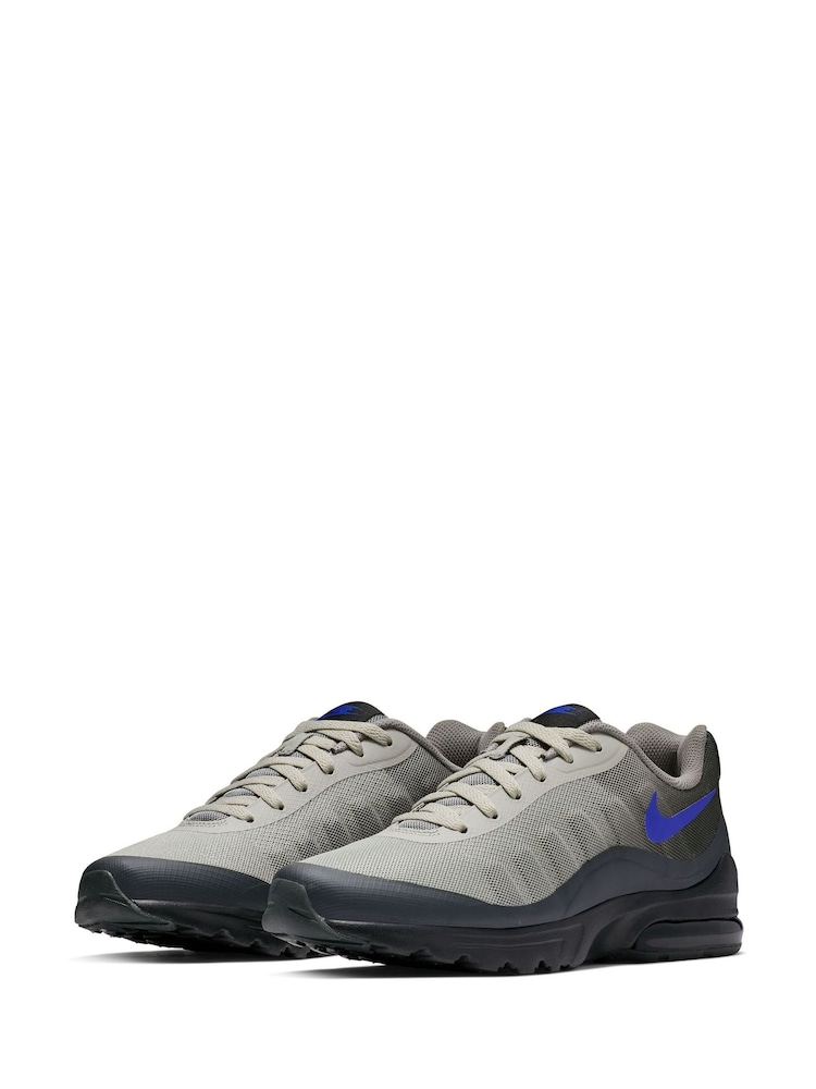 Nike Black/Blue Air Max Invigor Trainers - Image 2 of 8