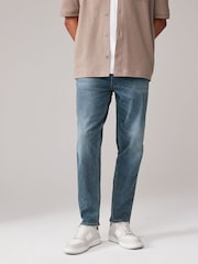 أزرق فاتح كلاسيكي - Regular Tapered Fit Classic Stretch Jeans - صورة 1 من 10