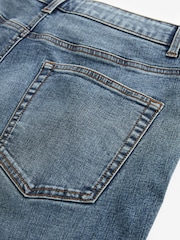 أزرق فاتح كلاسيكي - Regular Tapered Fit Classic Stretch Jeans - صورة 9 من 10