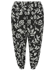 Yours Curve Black Vine Print Cropped Harem Trousers - Image 5 of 5