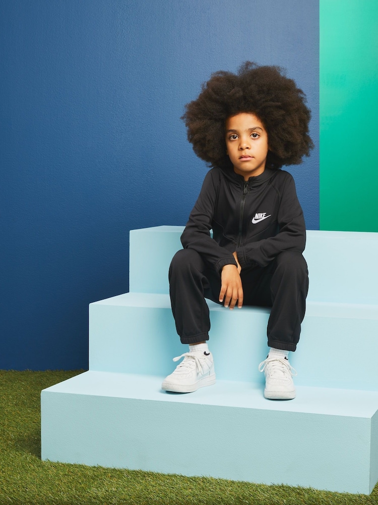 Nike Black Little Kids Lifestyle Essentials Poly Tracksuit - Image 2 of 4