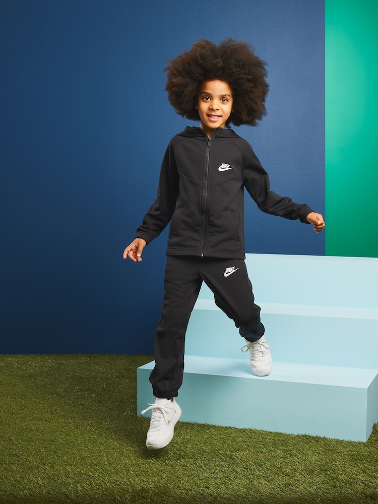 Nike Black Little Kids Lifestyle Essentials Poly Tracksuit - Image 3 of 4