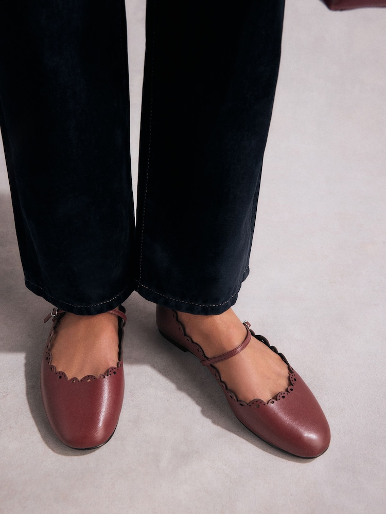 Red Tabitha Simmons x Next Elfie Leather Scalloped Mary Jane Shoes - Image 2 of 11