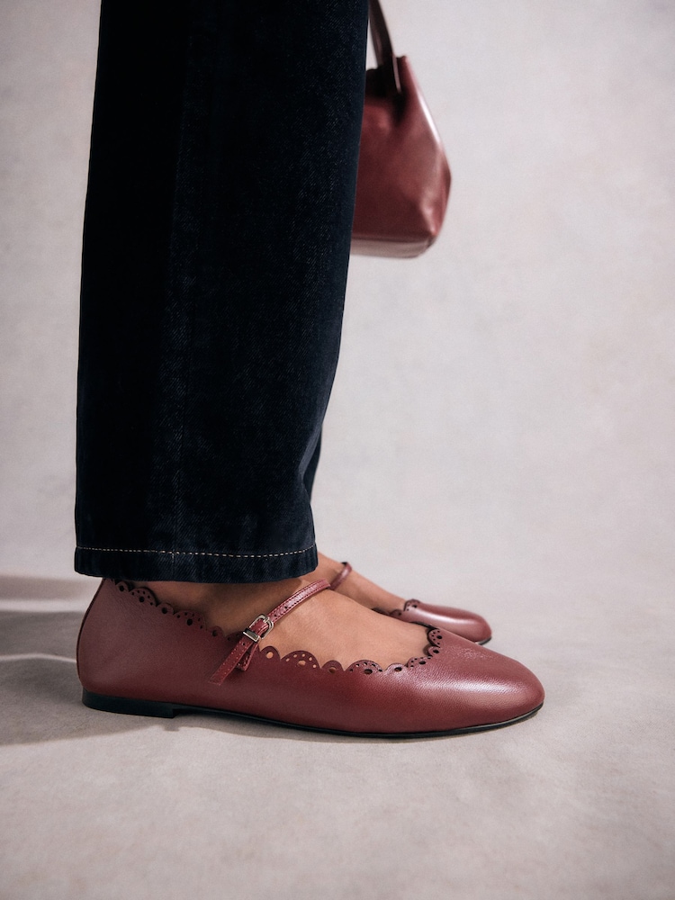 Red Tabitha Simmons x Next Elfie Leather Scalloped Mary Jane Shoes - Image 3 of 10