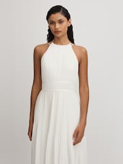 Amur Plisse Halter Neck Maxi Dress - صورة 3 من 5