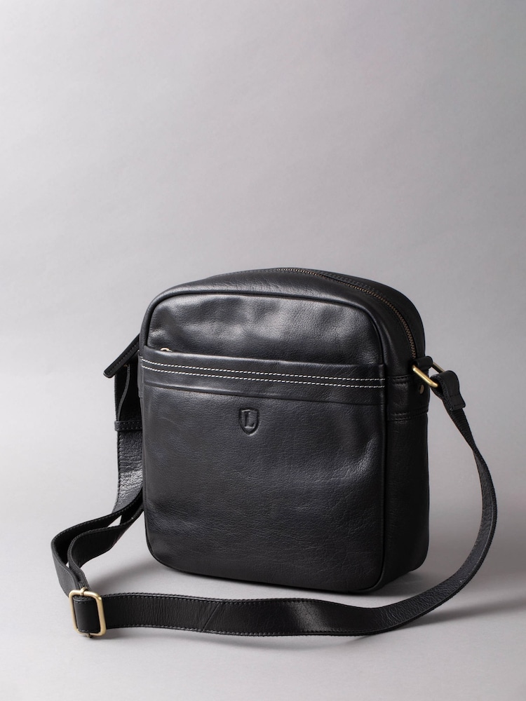Lakeland Leather Black Small Keswick Leather Messenger Bag - Image 1 of 7