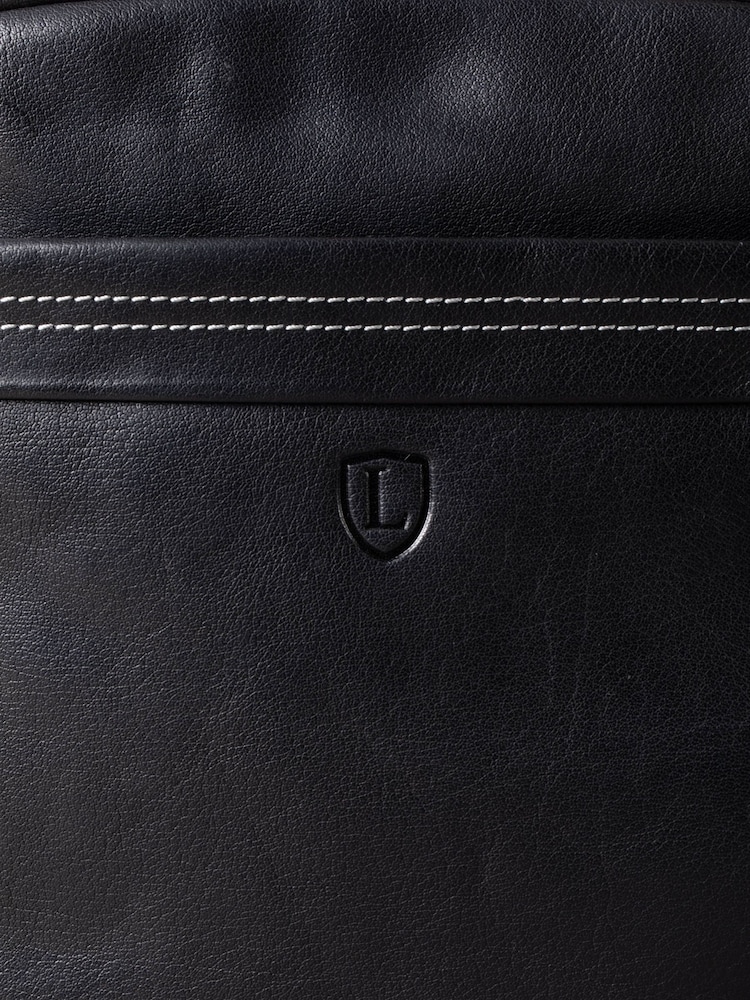 Lakeland Leather Black Small Keswick Leather Messenger Bag - Image 7 of 7