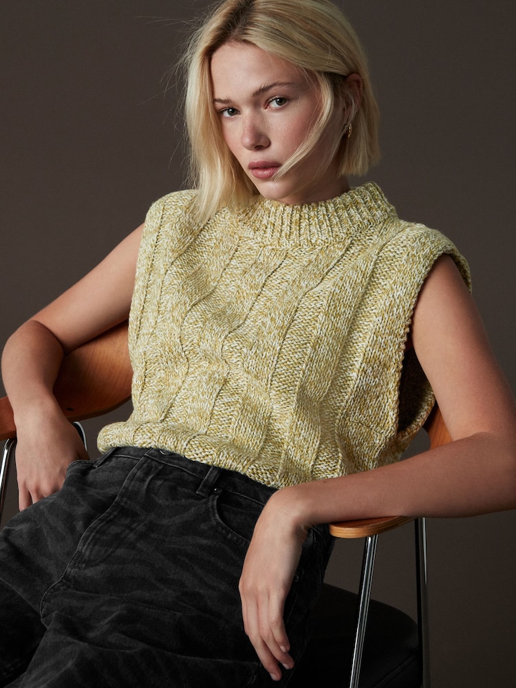 Green Nautral Twist High Neck Sleeveless Chunky Knitted Jumper Vest Top With Wool - Image 1 of 7 Green Nautral Twist High Neck Sleeveless Chunky Knitted Jumper Vest Top With Wool - Image 1 of 7