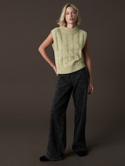 Green Nautral Twist High Neck Sleeveless Chunky Knitted Jumper Vest Top With Wool - Image 2 of 7