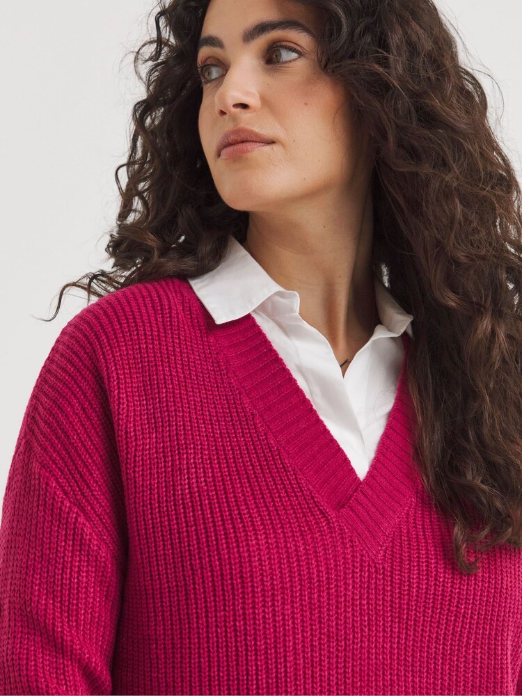 JD Williams V-Neck Jumper - Image 4 of 4