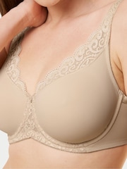 Triumph Amourette Minimizer White Bra - Image 4 of 5