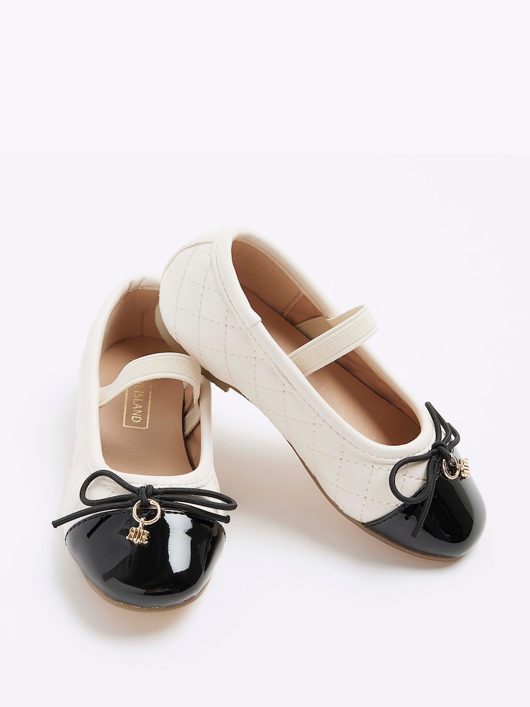 Ballerines à archet matelassées River Island fille - Image 4 of 4