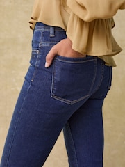 Blau mit Verzierungen - Superweiche Bootcut-Jeans - Bild 5 von 6