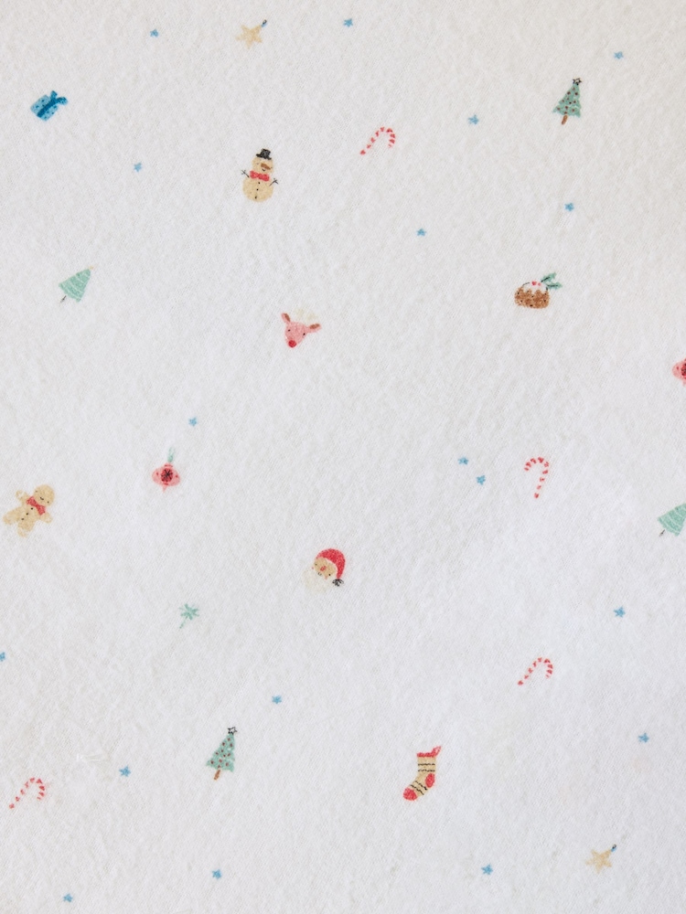 White Christmas Fitted 100% Cotton Sheet - Image 4 of 4