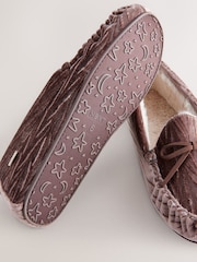 Dark Pink Jaquard Velvet Moccasin Faux Fur Lined Slippers - Image 7 of 7