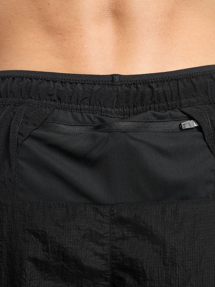 Nike Black Dri-FIT Stride Running Division 5 inch 2 in 1 Running Shorts - Image 4 of 5
