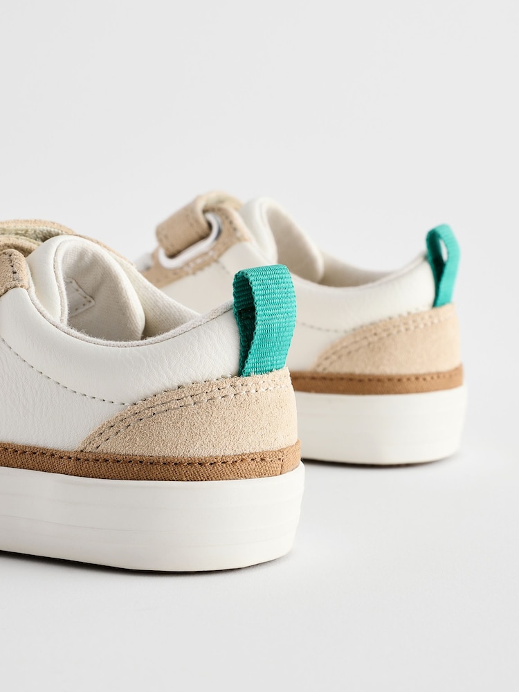 White/Green Standard Fit (F) Touch Fastening Chevron Trainers - Image 5 of 6