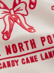 Red/Ecru Christmas Front Graphic Claus Bakery Crew Neck Sweatshirt - Image 7 of 7